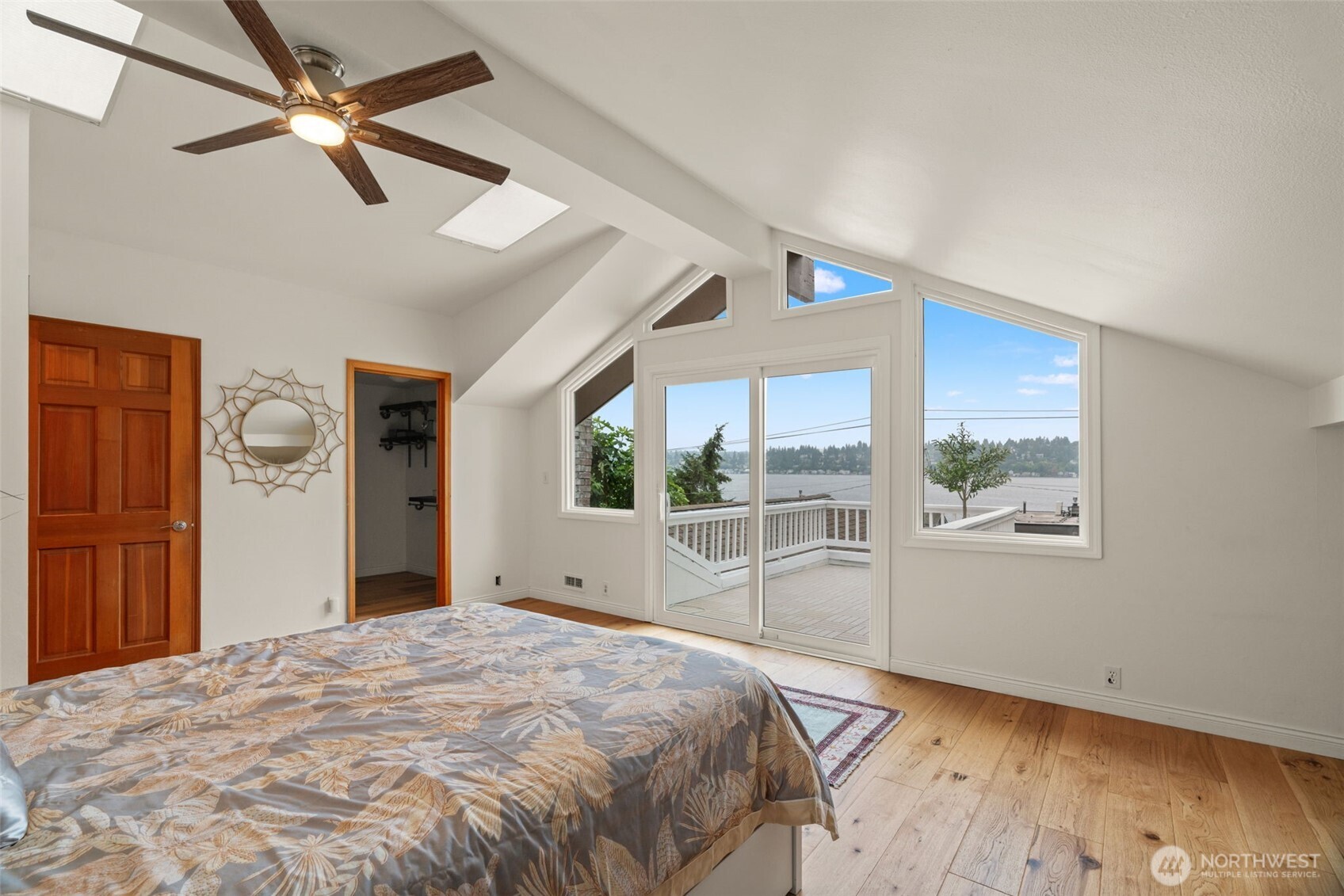 13142 Holmes Point Drive Property Photo 19