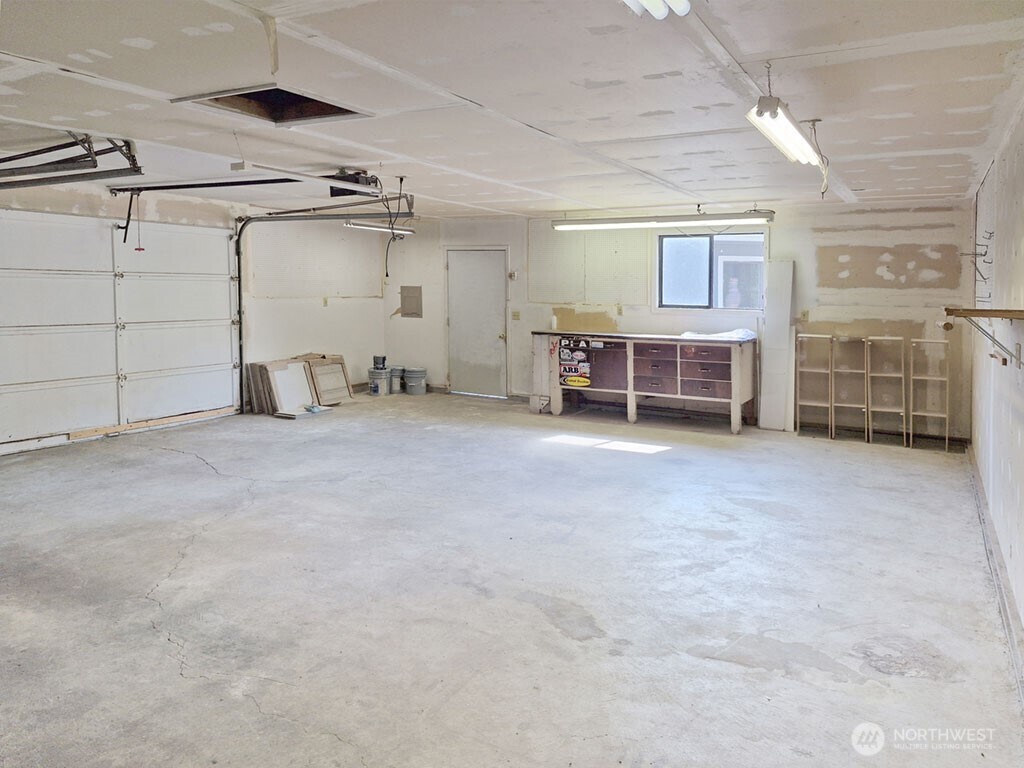16119 85th Court Property Photo 36