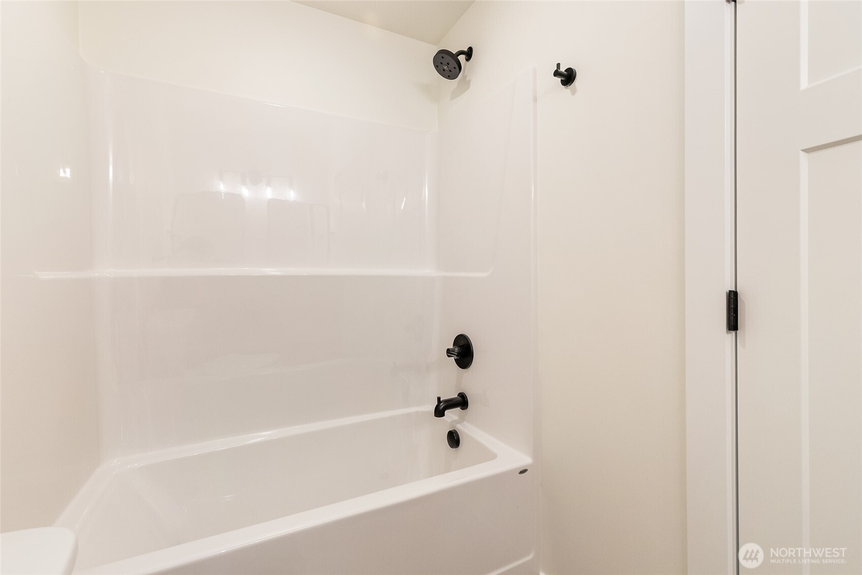1368 Talus Way Property Photo 23