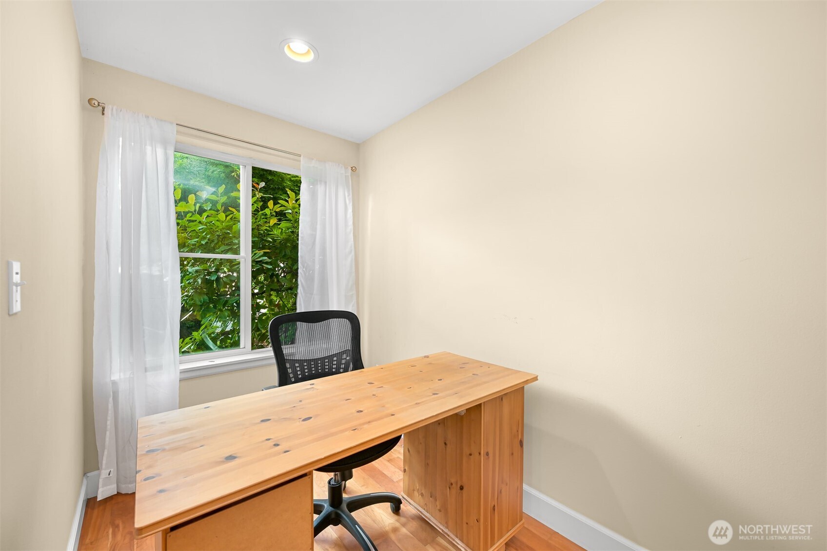 251 W Bakerview Road 101 Property Photo 15