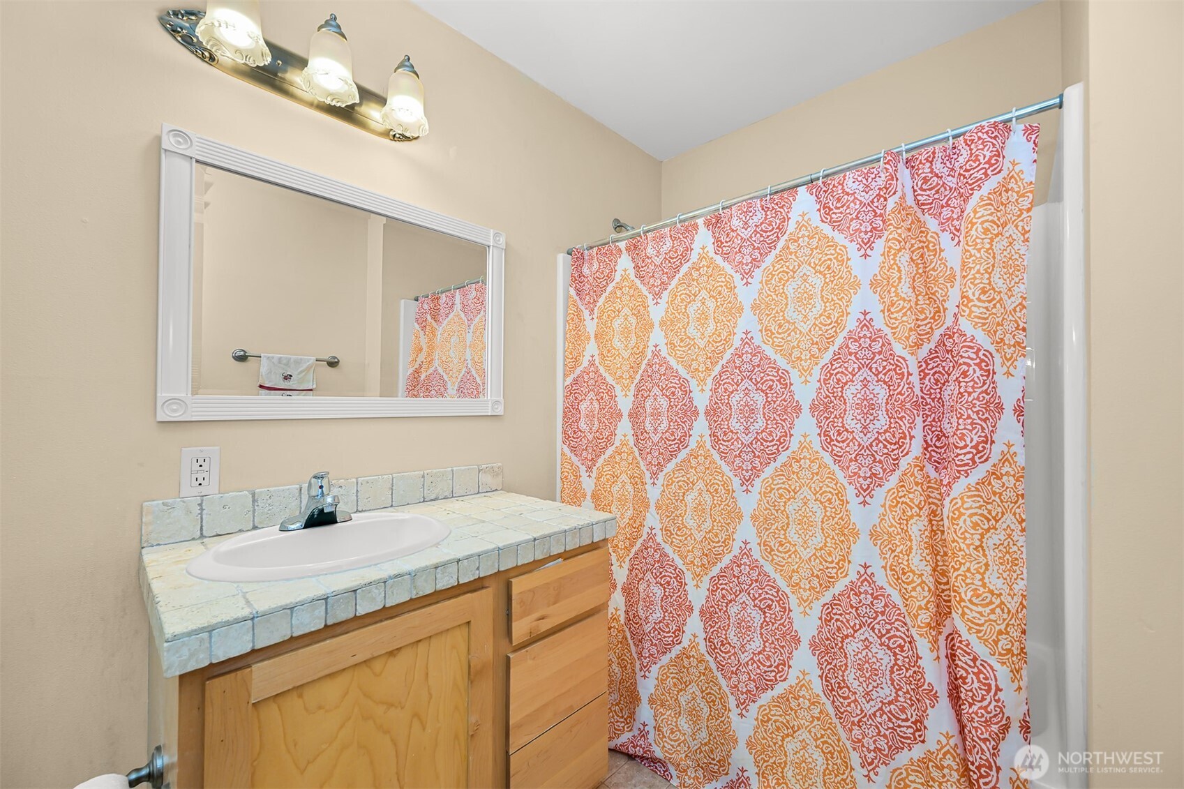 251 W Bakerview Road 101 Property Photo 17