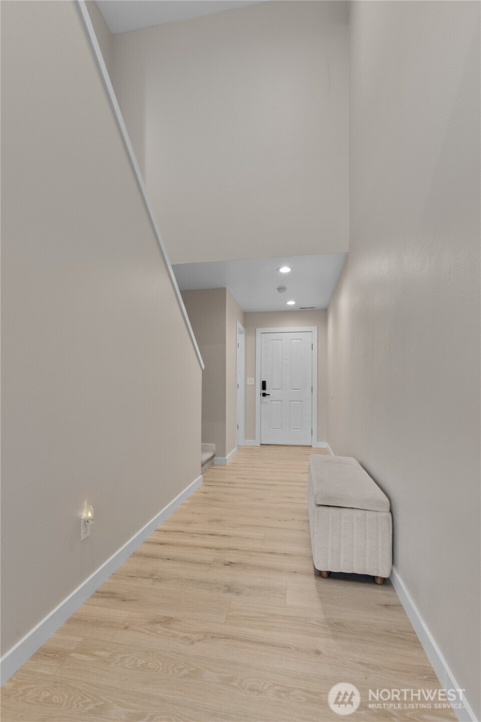 17715 Juniper St Property Photo 6