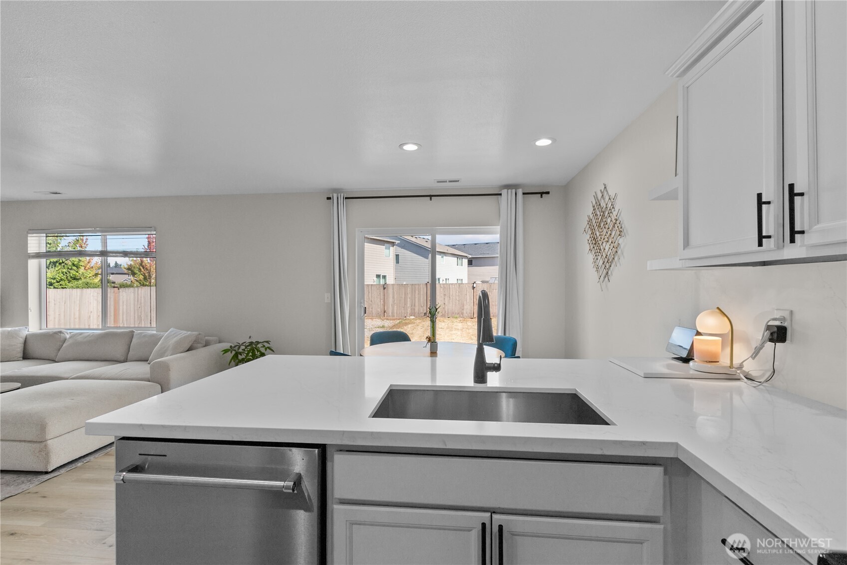 17715 Juniper St Property Photo 22