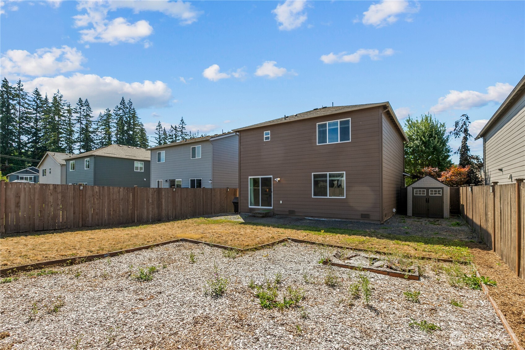 17715 Juniper St Property Photo 33