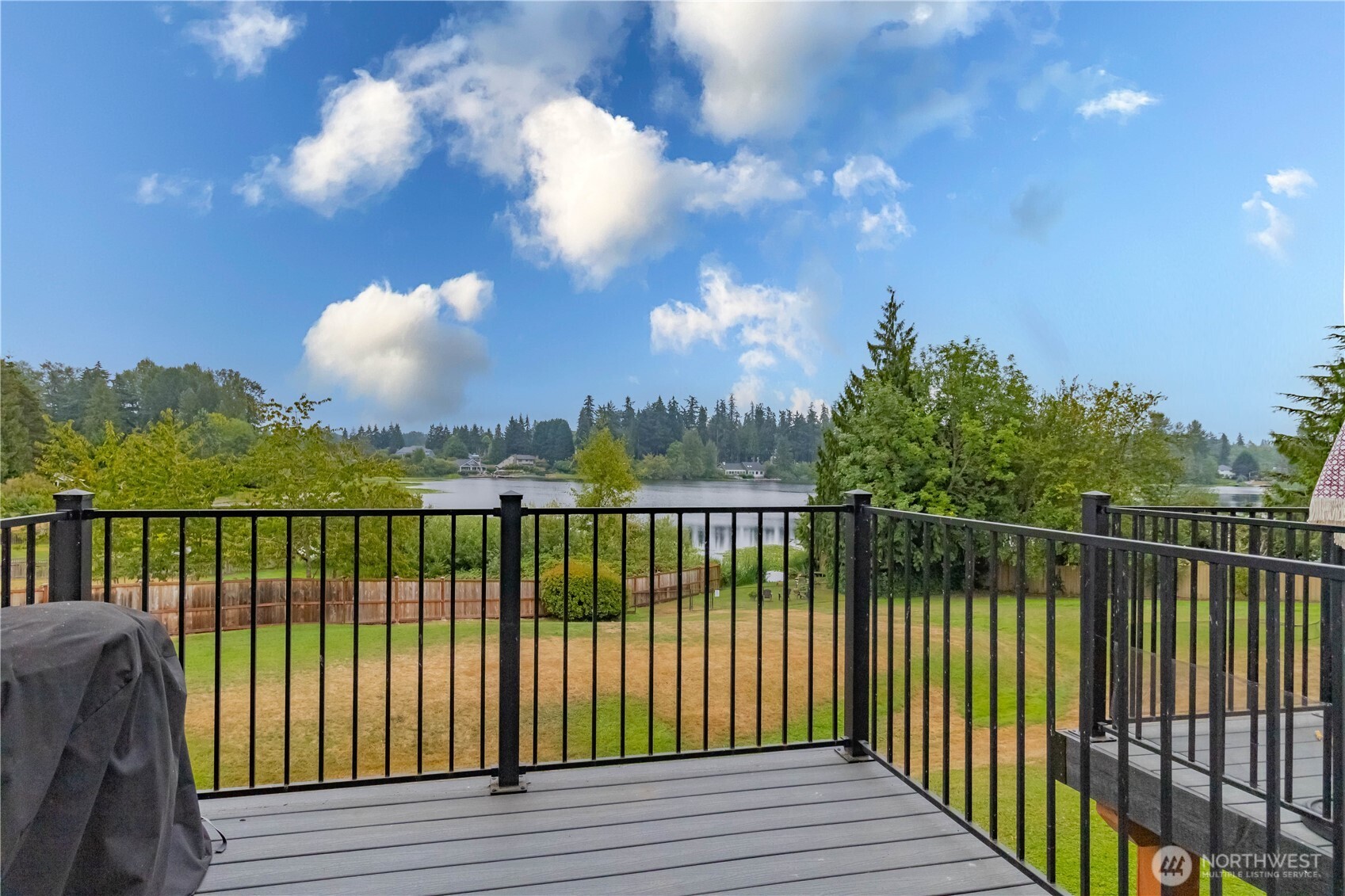 2311 Milton Way E Property Photo 15