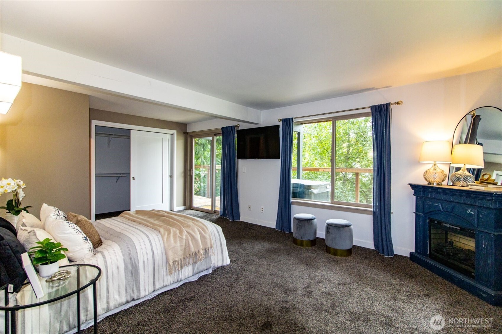 12995 Lake Shore Drive Property Photo 17