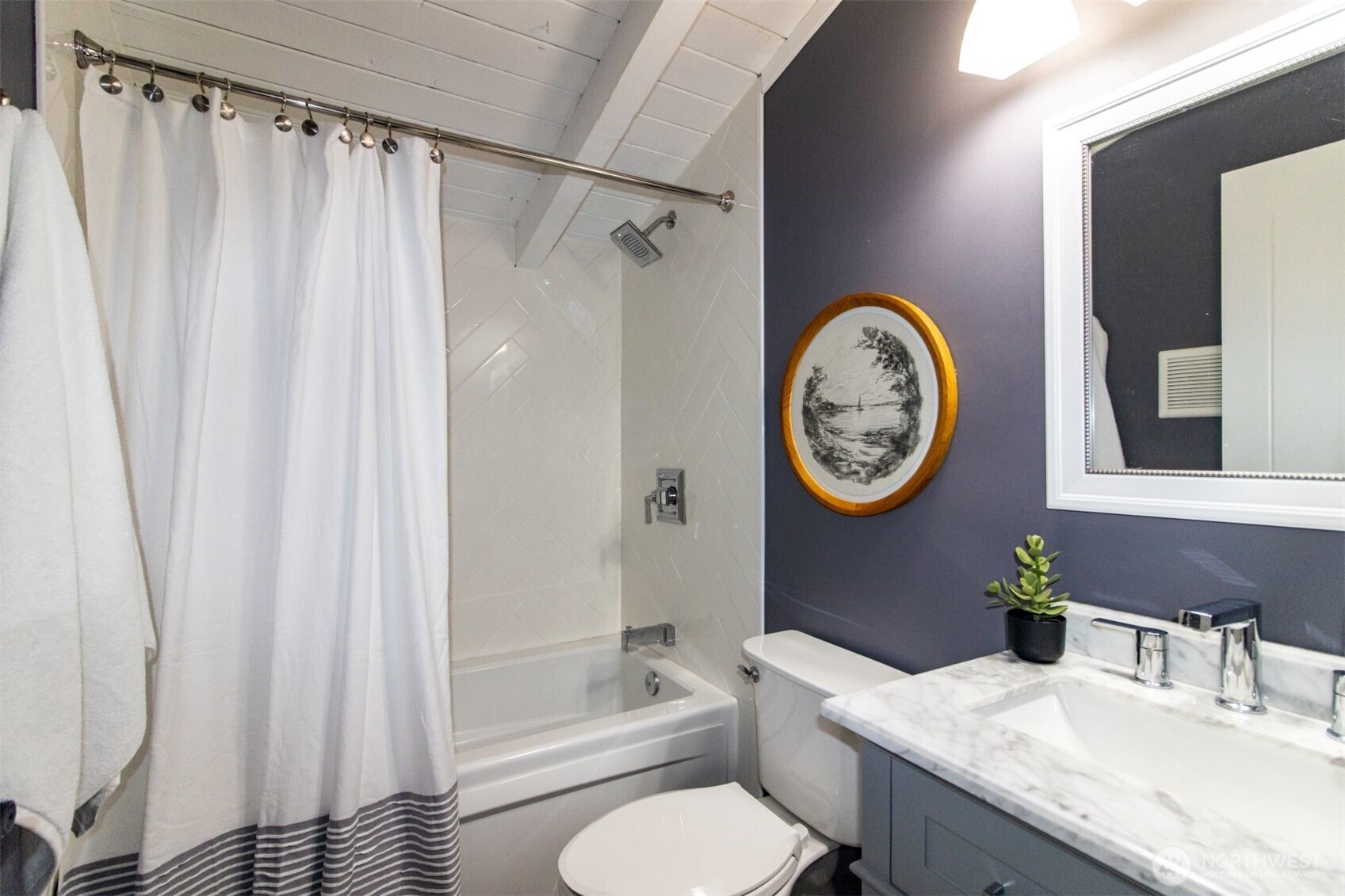 12995 Lake Shore Drive Property Photo 25