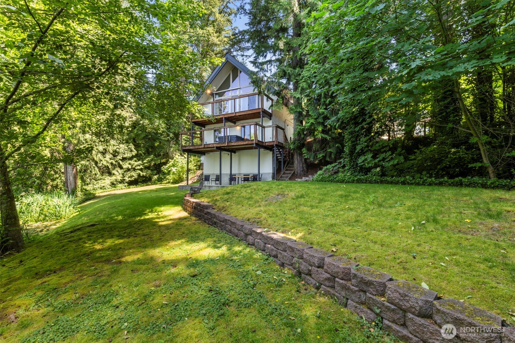 12995 Lake Shore Drive Property Photo 28
