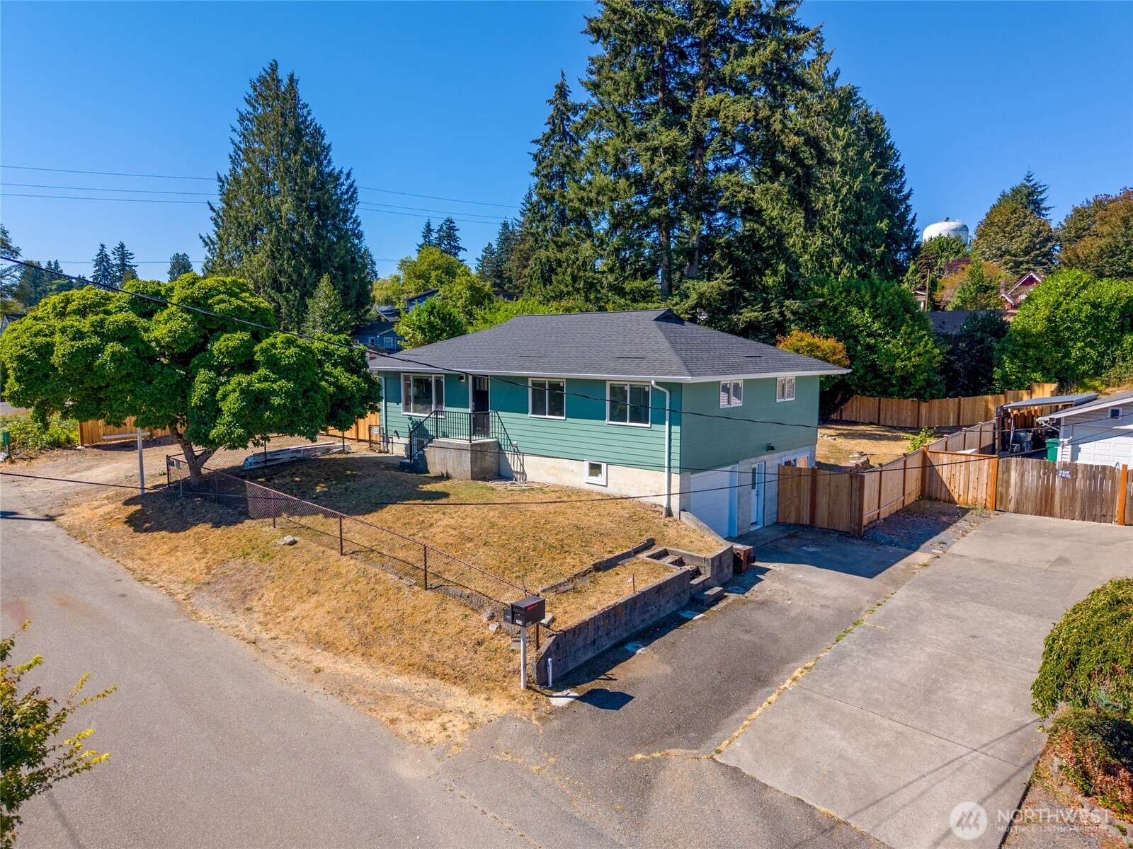 7414 Highland Drive Property Photo 1