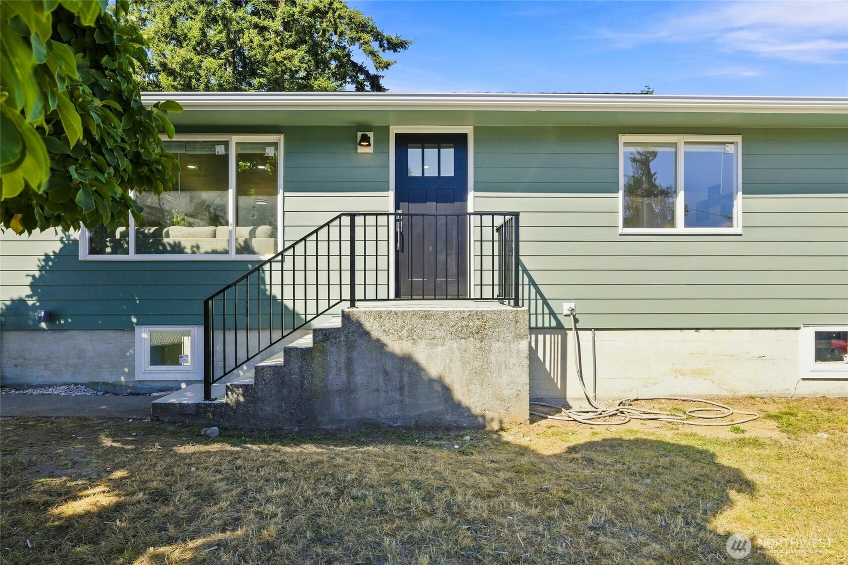 7414 Highland Drive Property Photo 3