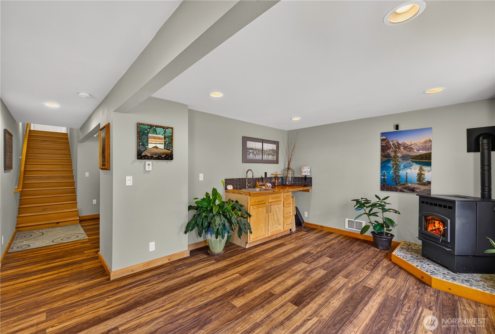 776 Shelter Bay Drive Property Photo 29