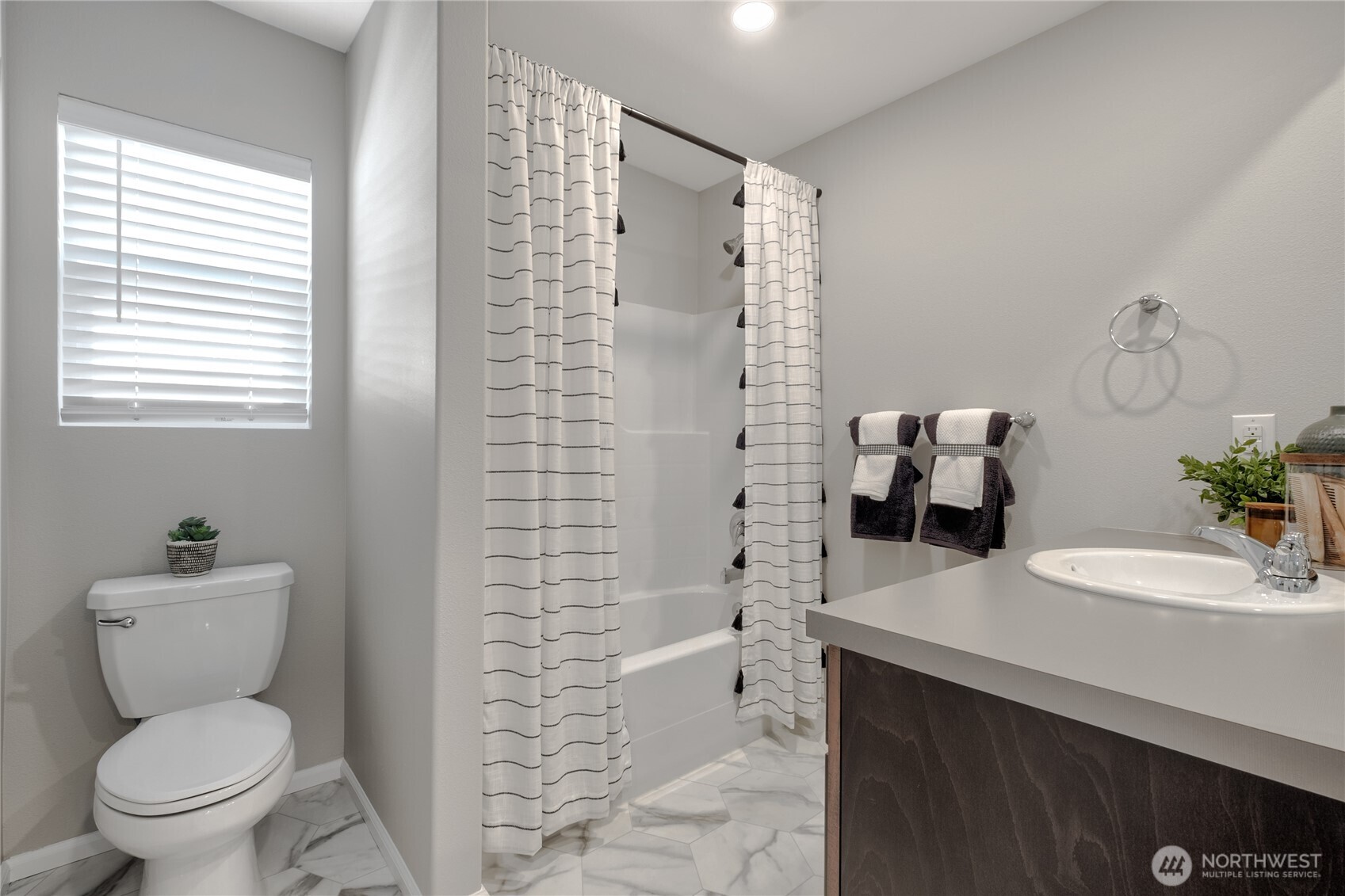 14027 179th Street Ct Property Photo 17