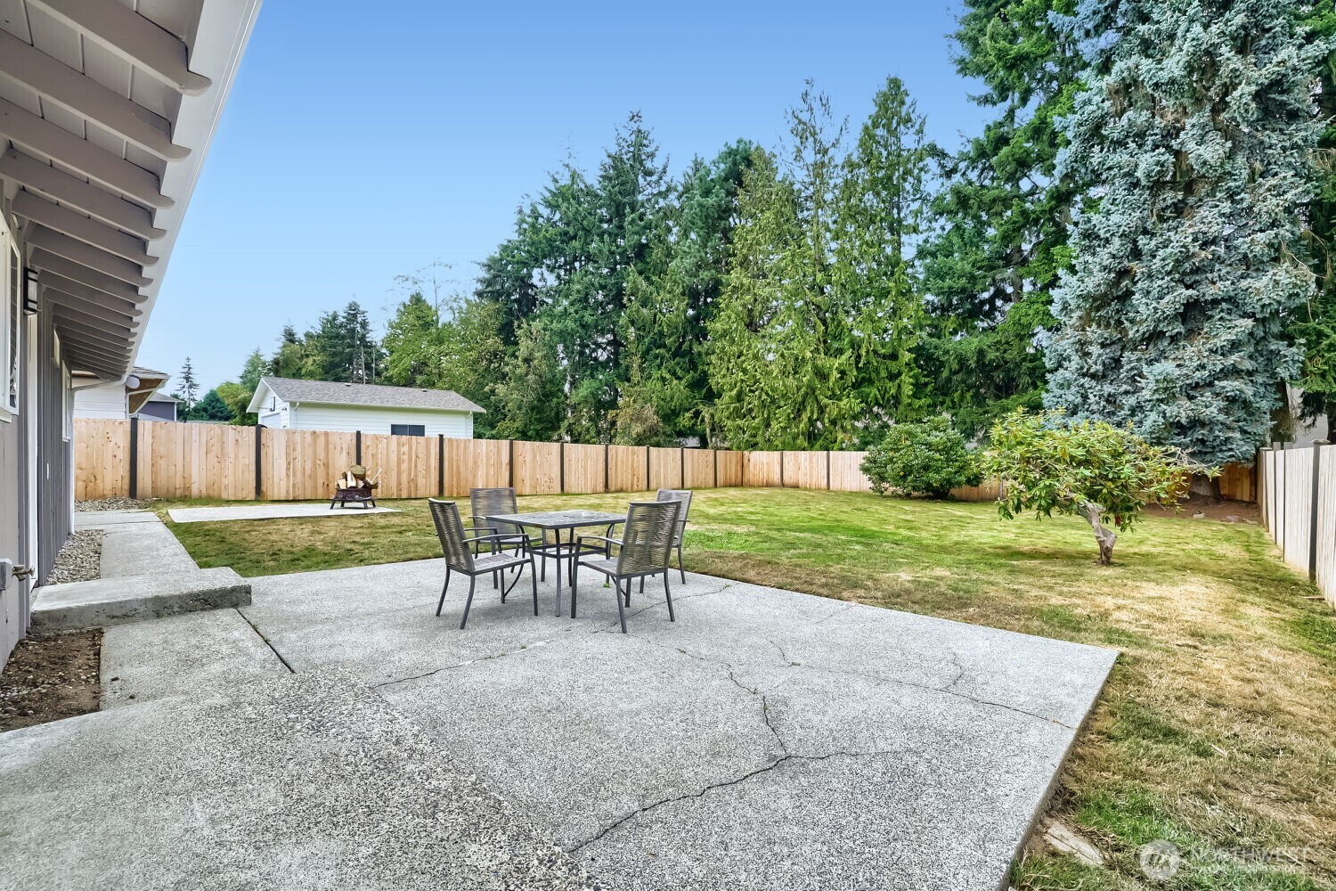 7508 Rainier Drive Property Photo 24