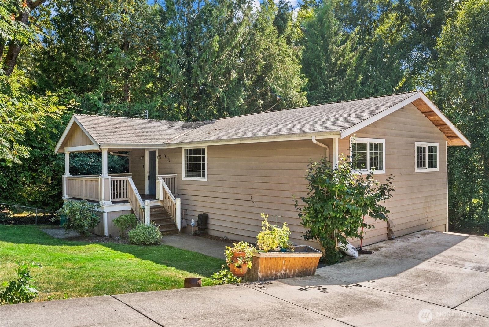 18711 82nd Avenue Property Photo 31