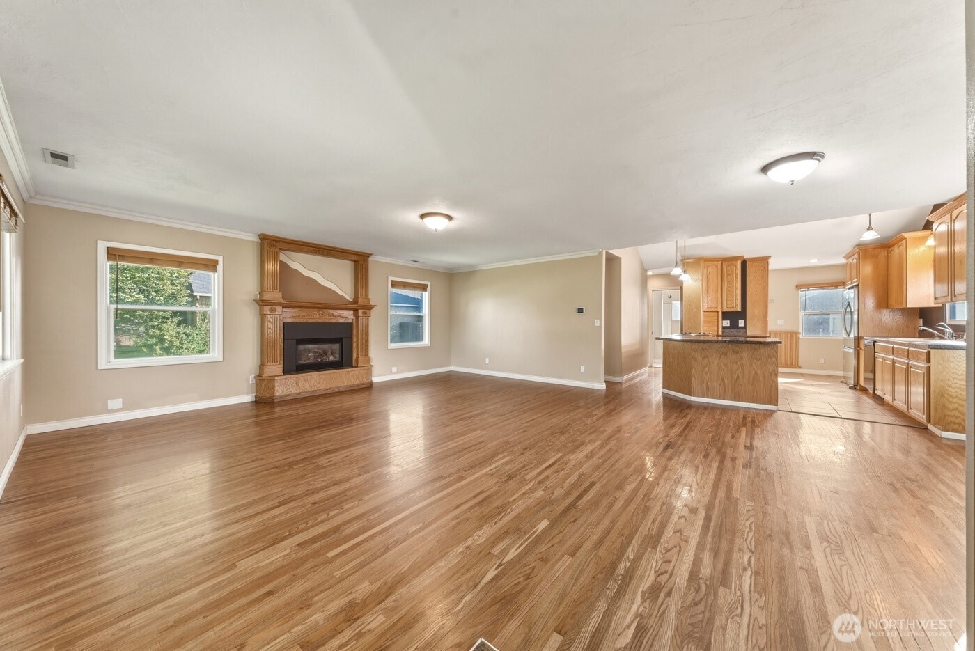 2421 Plaza Way Property Photo 3