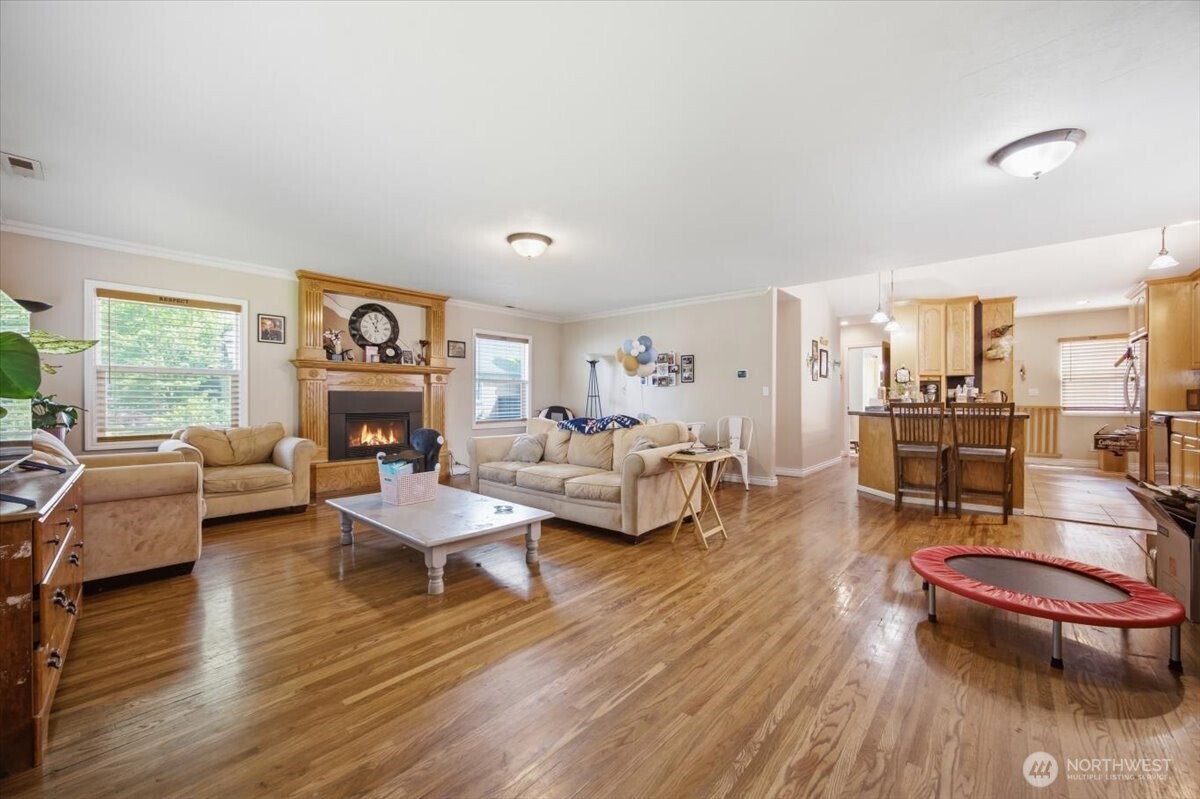 2421 Plaza Way Property Photo 4