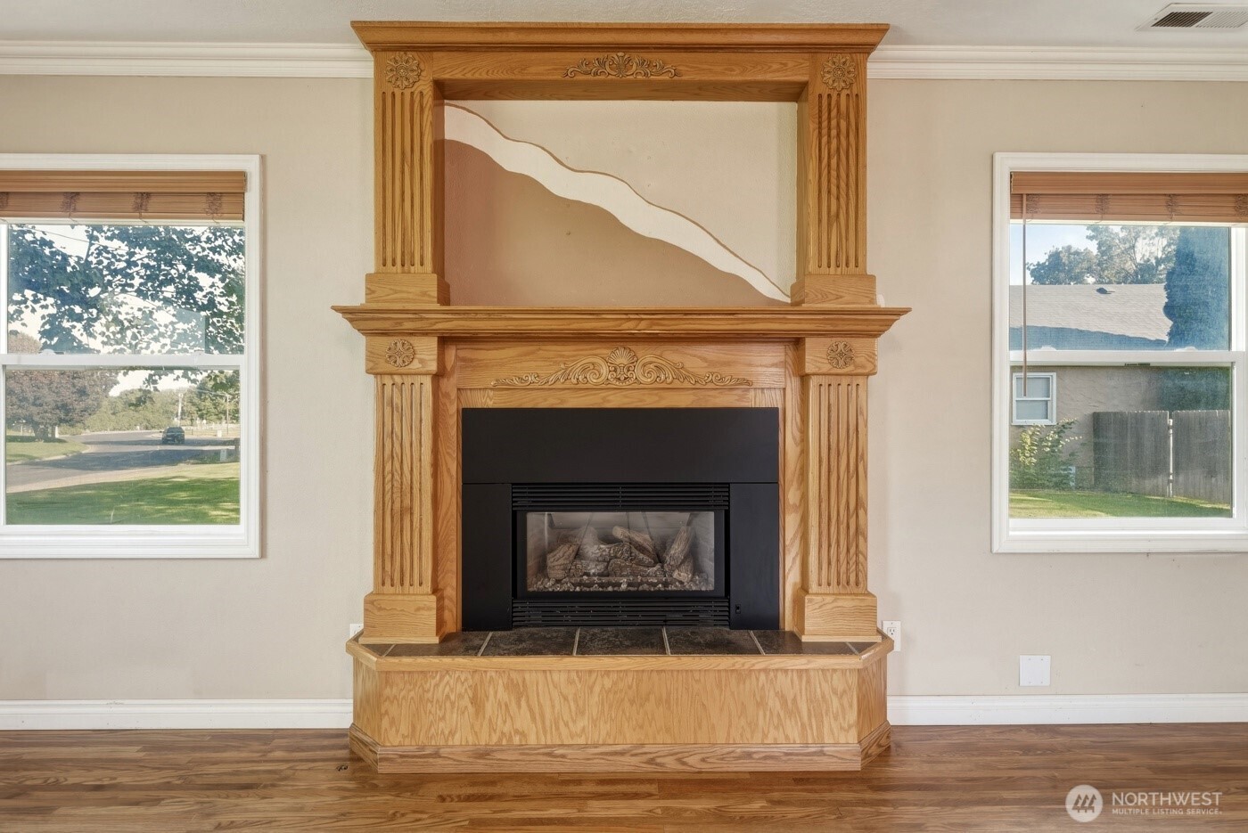 2421 Plaza Way Property Photo 5