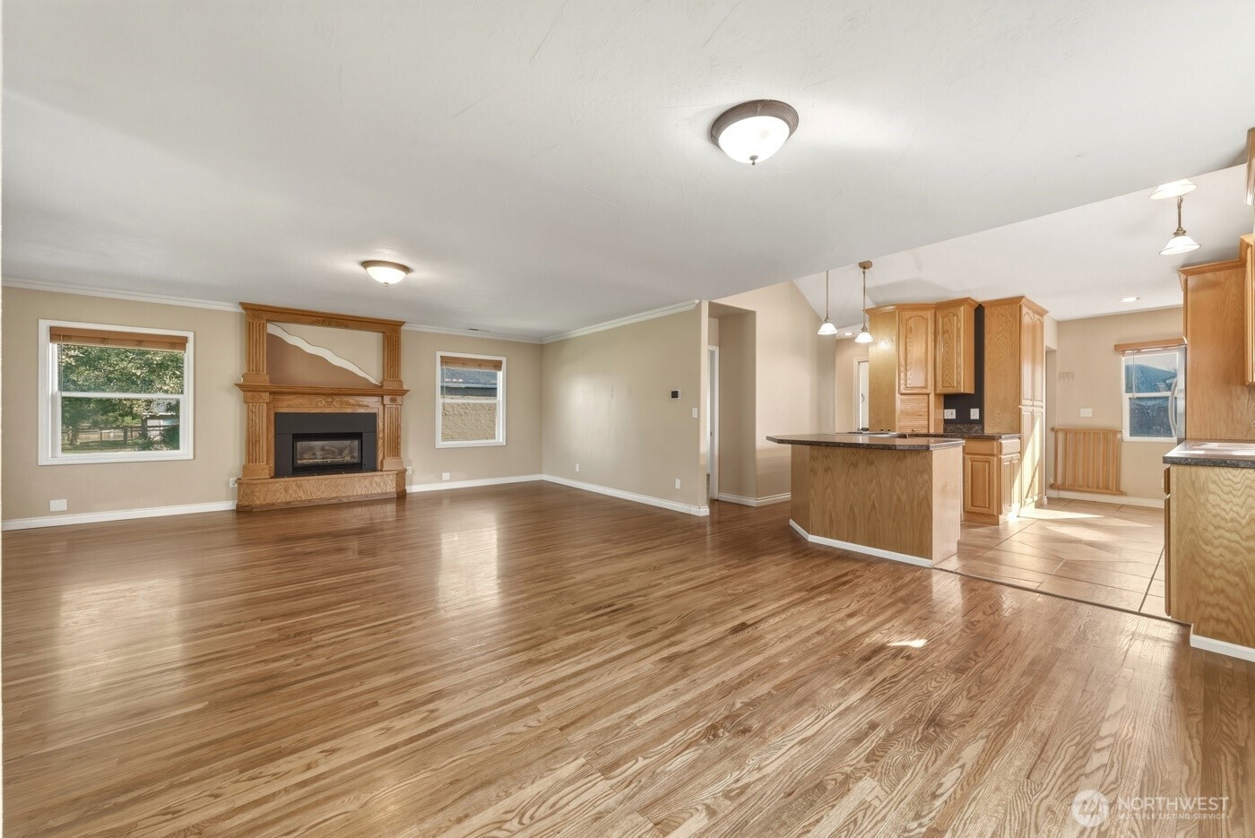 2421 Plaza Way Property Photo 6
