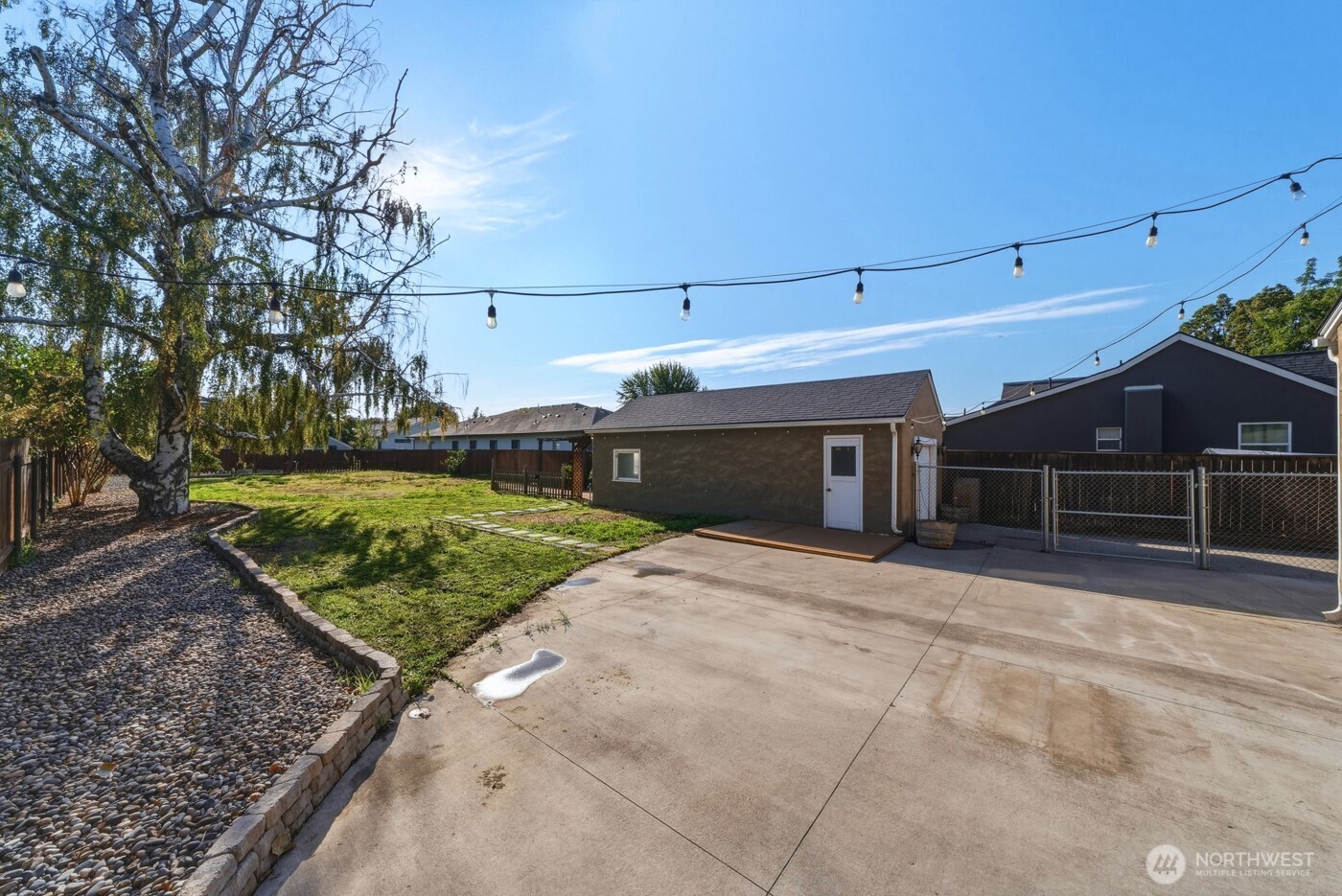2421 Plaza Way Property Photo 28