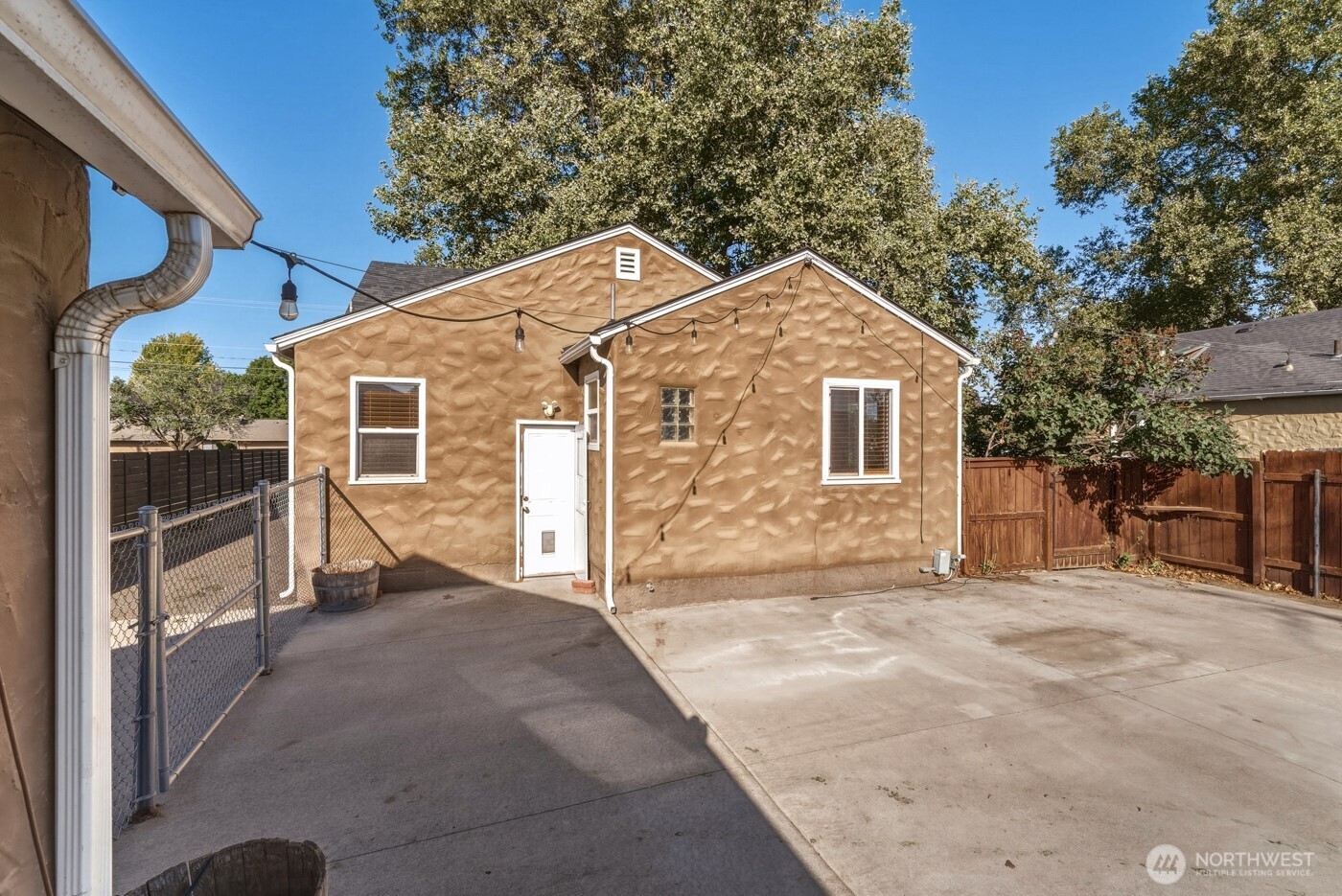 2421 Plaza Way Property Photo 33