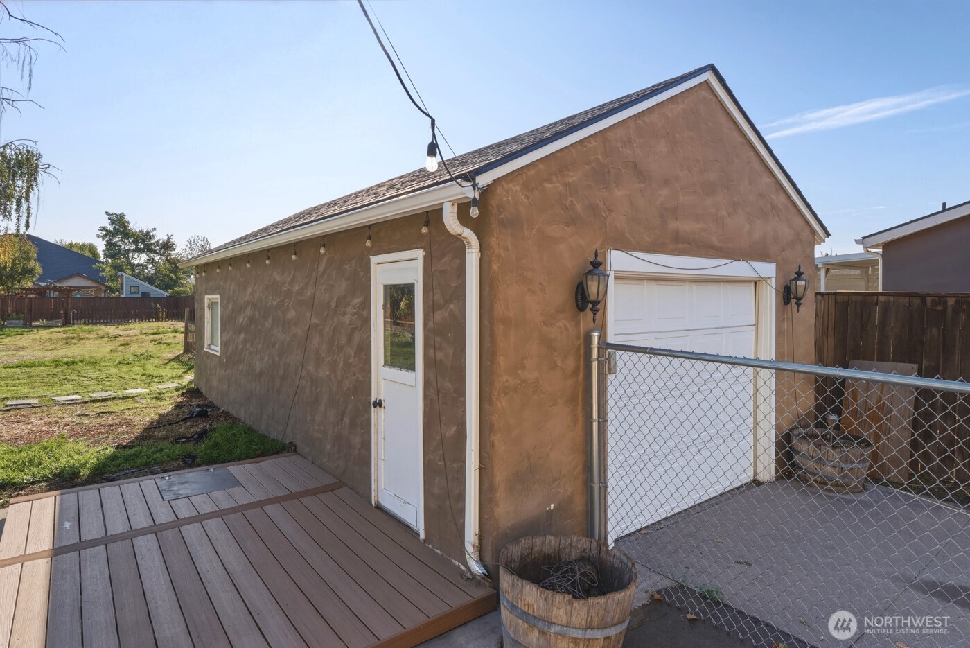 2421 Plaza Way Property Photo 35