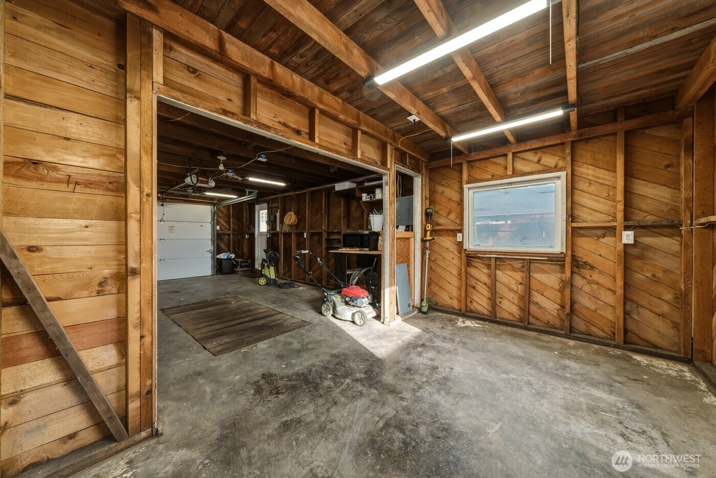 2421 Plaza Way Property Photo 38