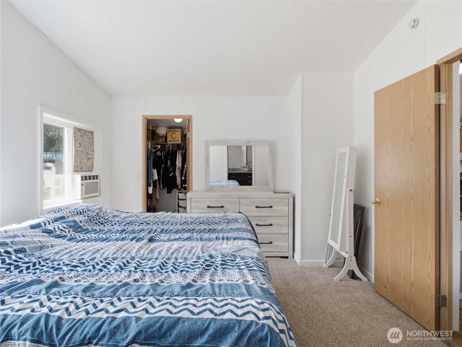 5302 255th Street Property Photo 14