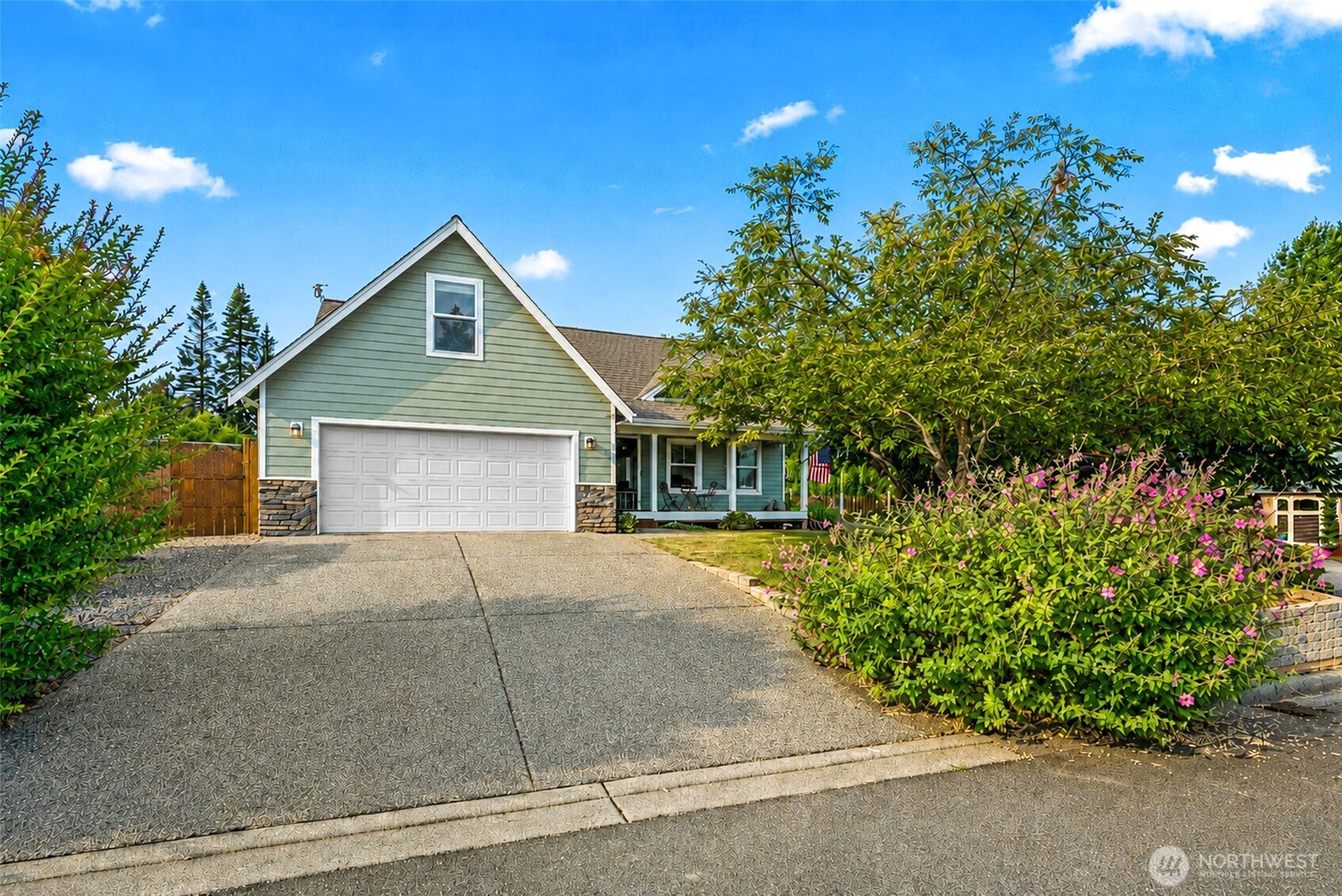 11117 24th Street Property Photo 1