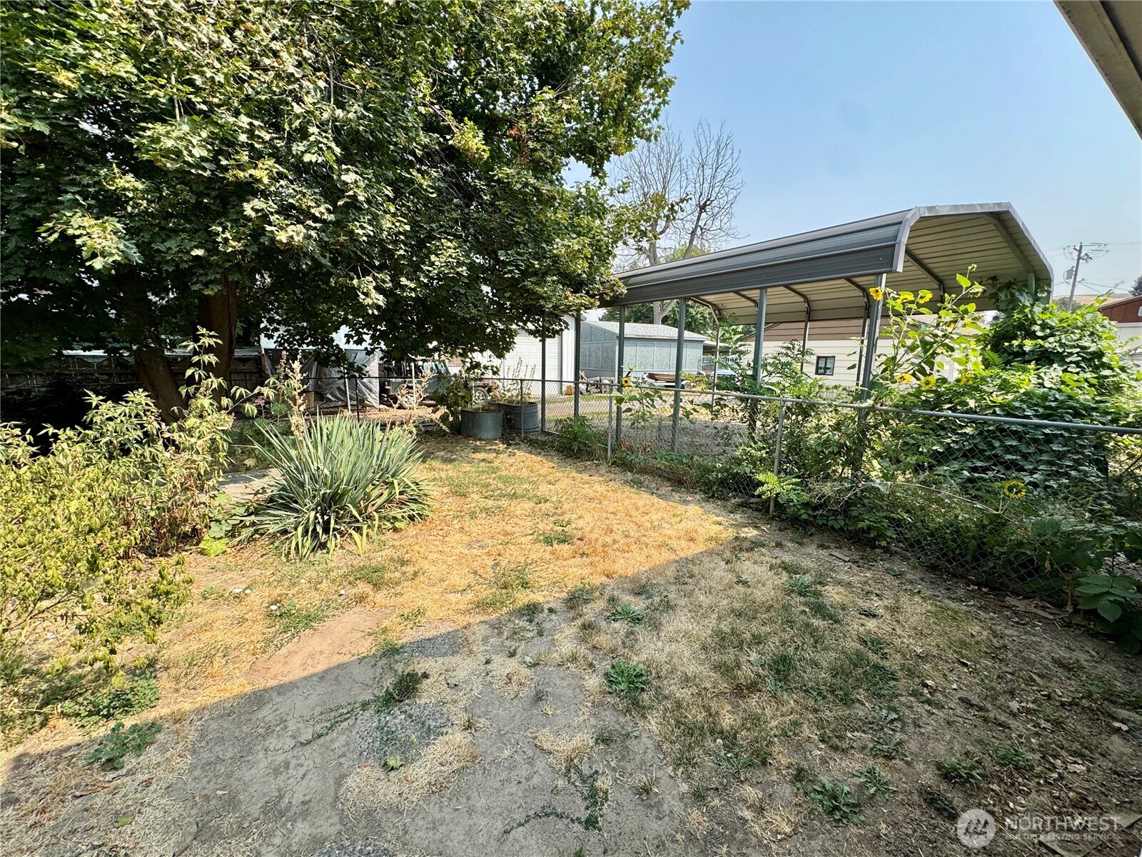 309 E Seventh Street Property Photo 5