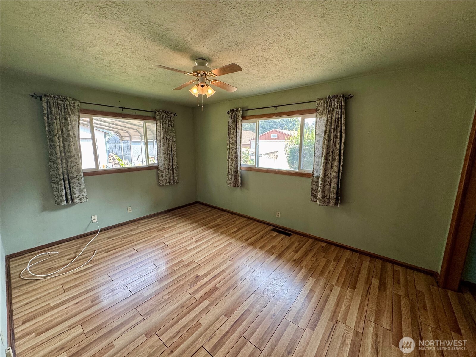 309 E Seventh Street Property Photo 12