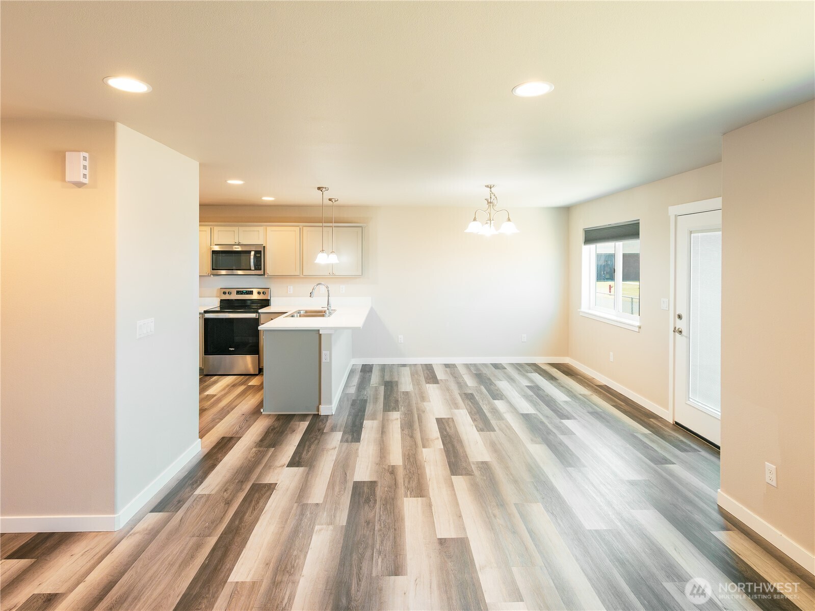 610 Mead Avenue Property Photo 17