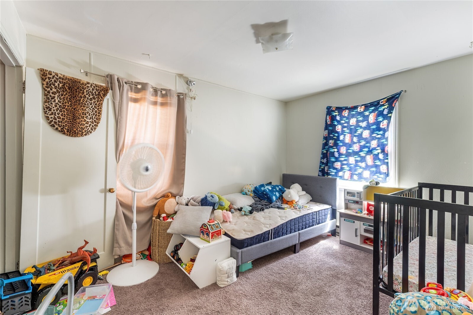 915 17th Avenue Property Photo 10