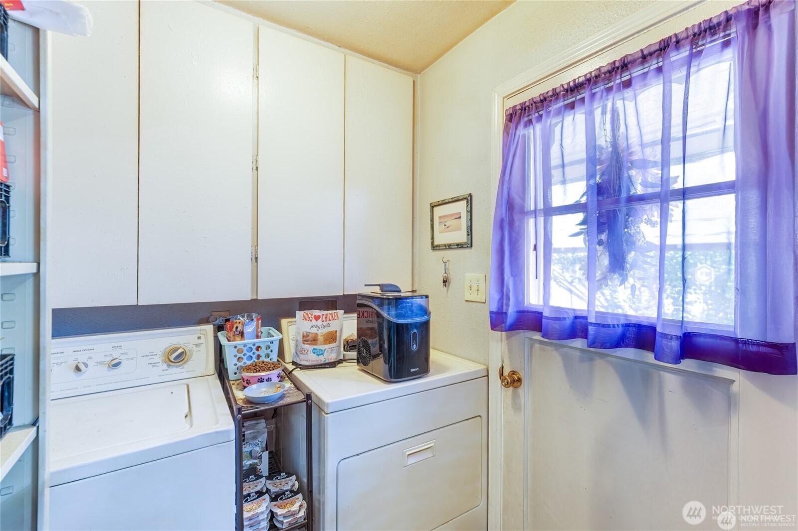 915 17th Avenue Property Photo 15