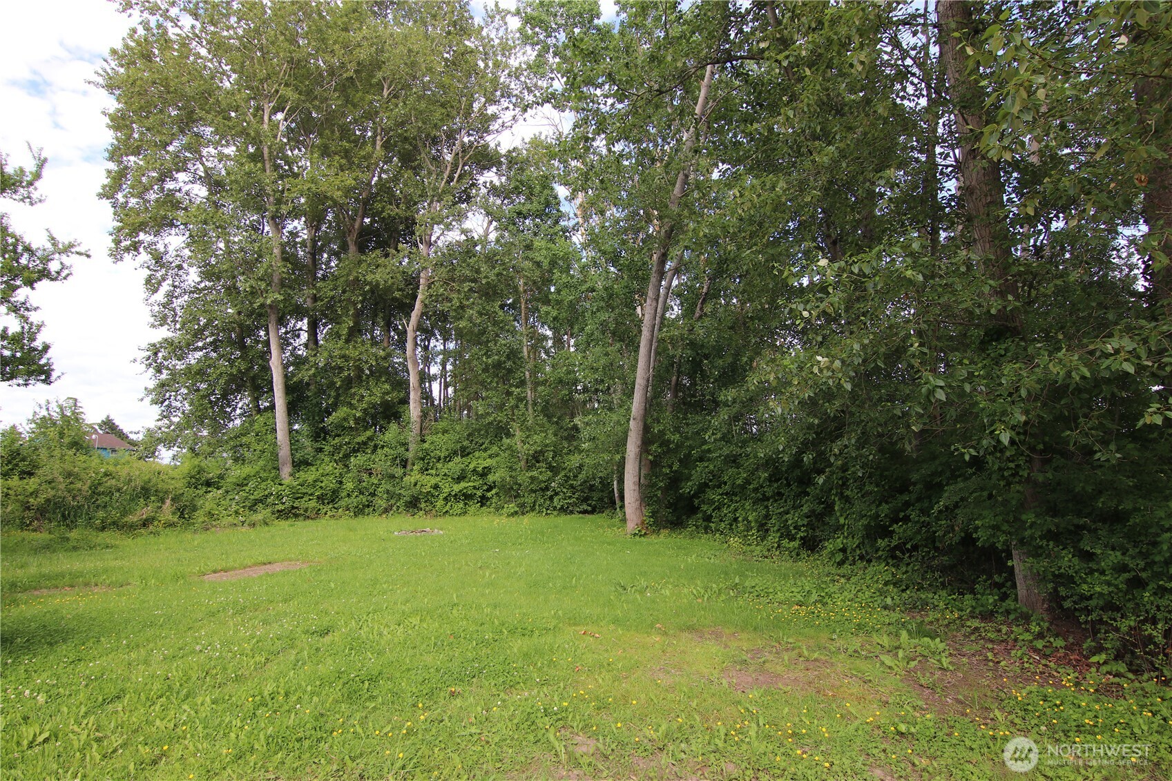 2095 Postal Avenue Property Photo 22