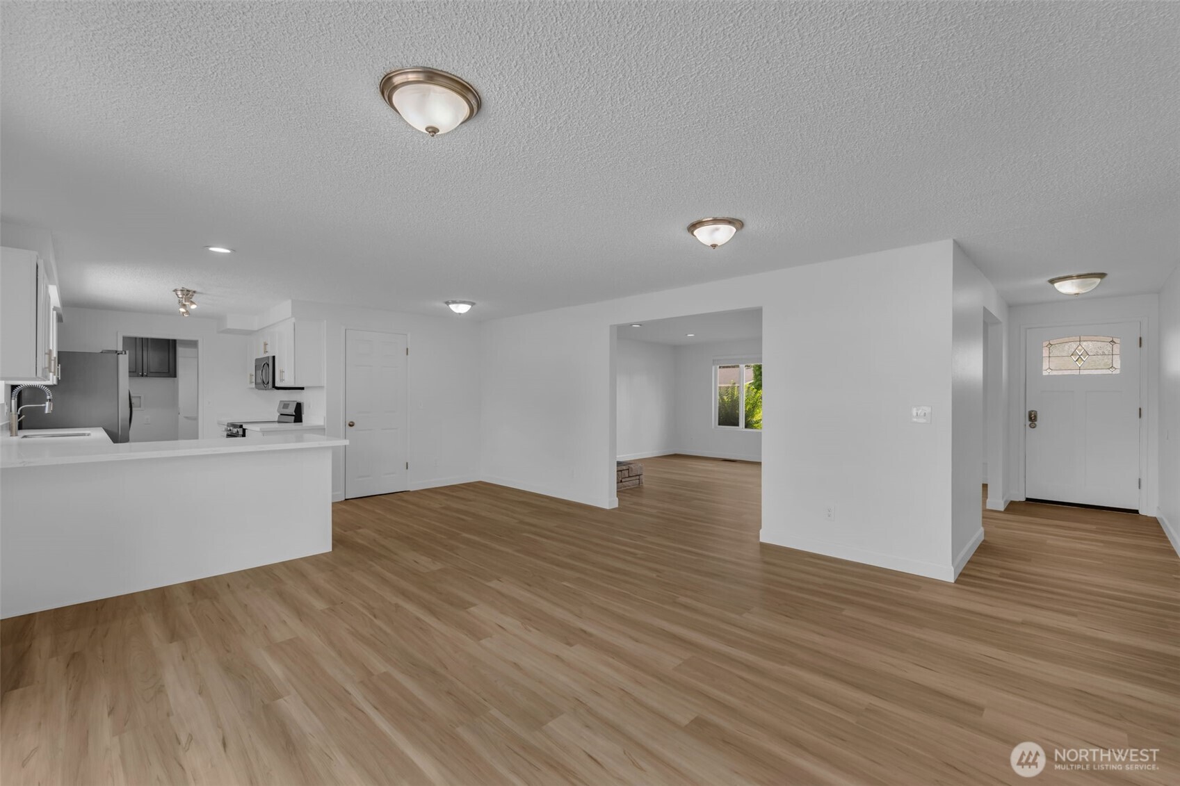 9214 46th Drive Property Photo 11