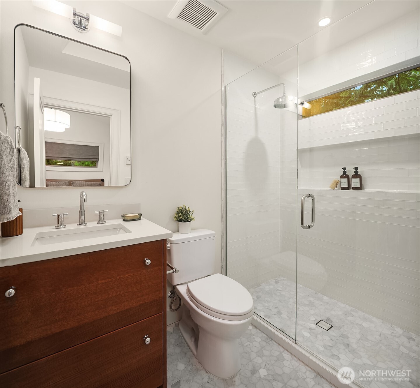 22706 92nd Avenue B Property Photo 16