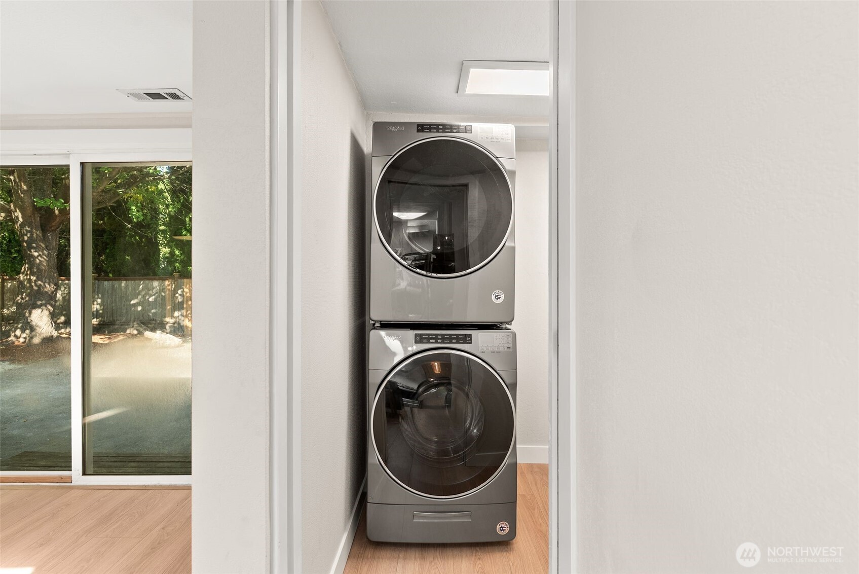 5025 45th Avenue Property Photo 34