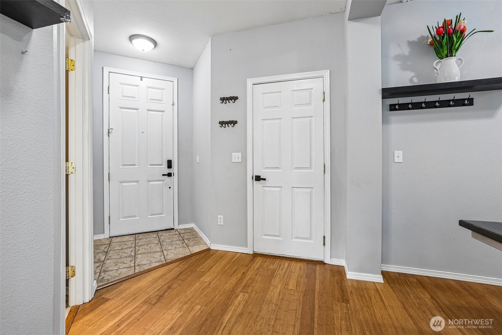 18613 98th Avenue Property Photo 4
