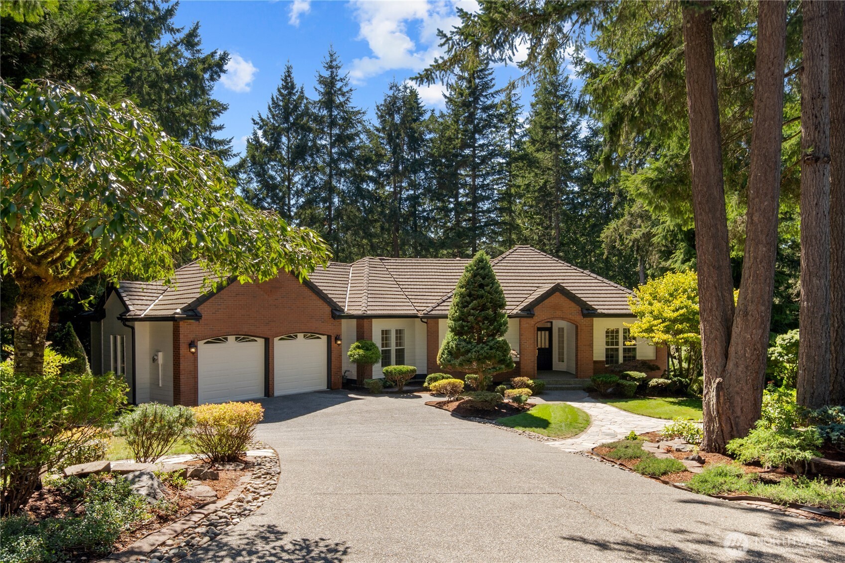13106 Bracken Fern Drive Property Photo 2