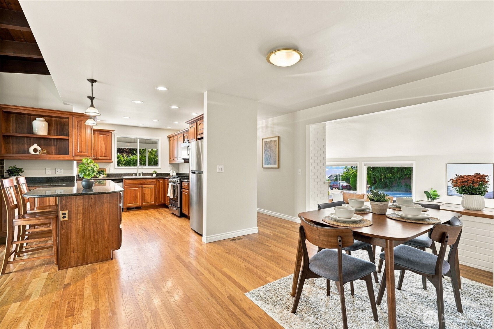 18112 60th Avenue Property Photo 8