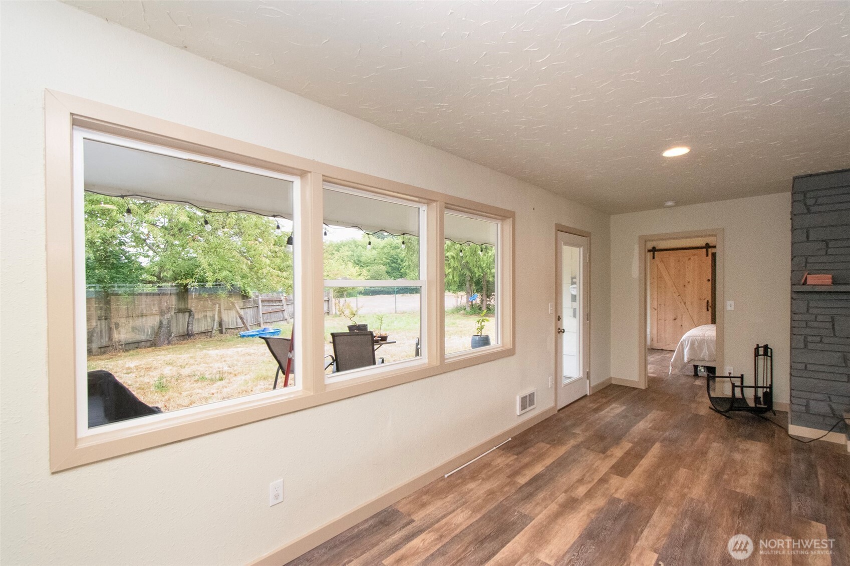 415 N Lees Creek Road Property Photo 10