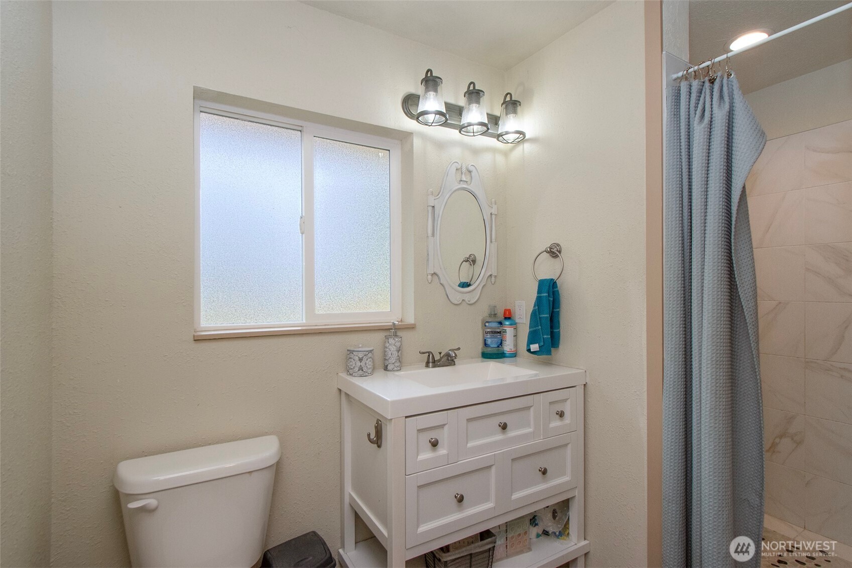 415 N Lees Creek Road Property Photo 13