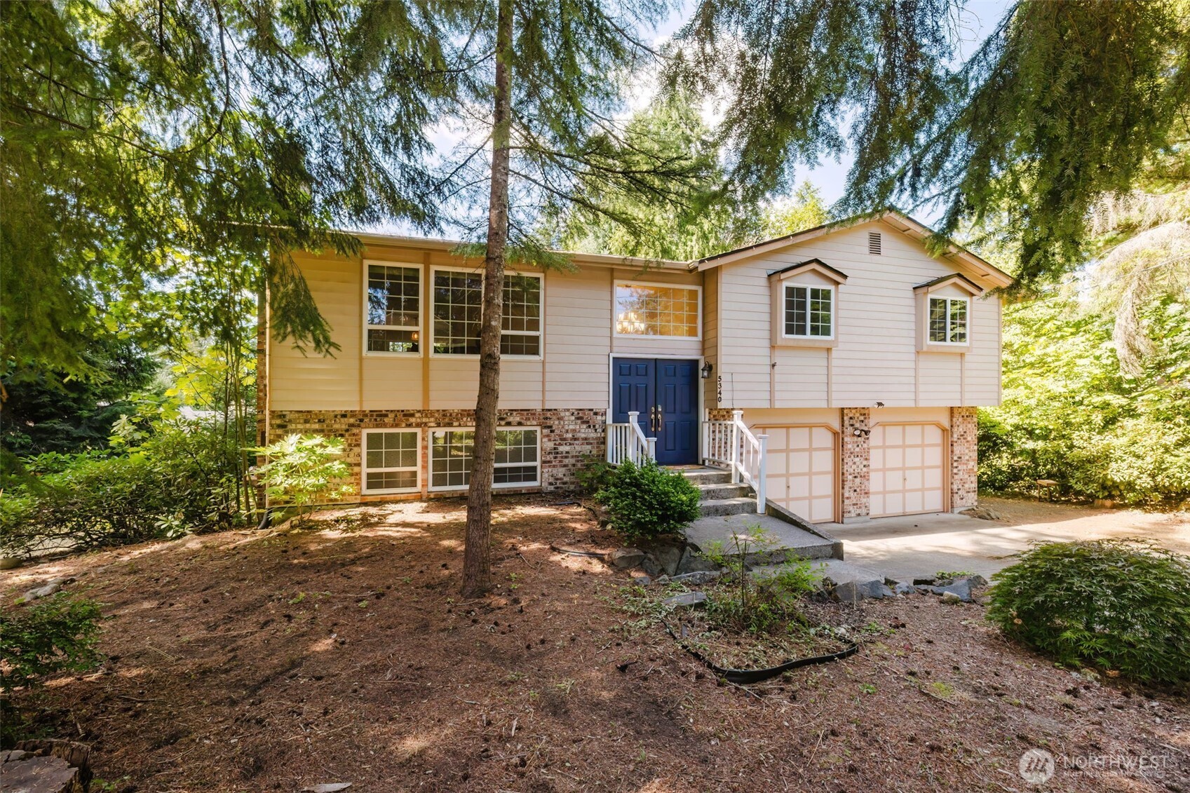 5340 Wayne Place Property Photo 1
