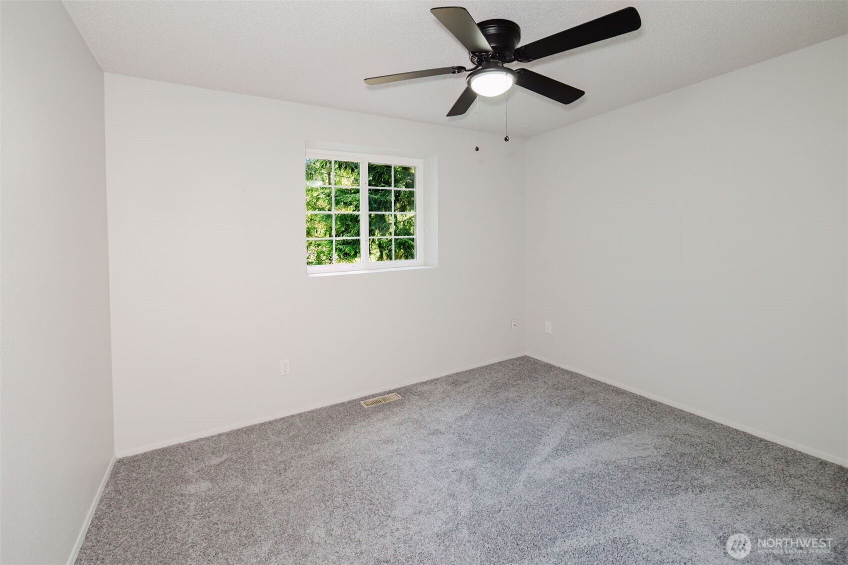 5340 Wayne Place Property Photo 13