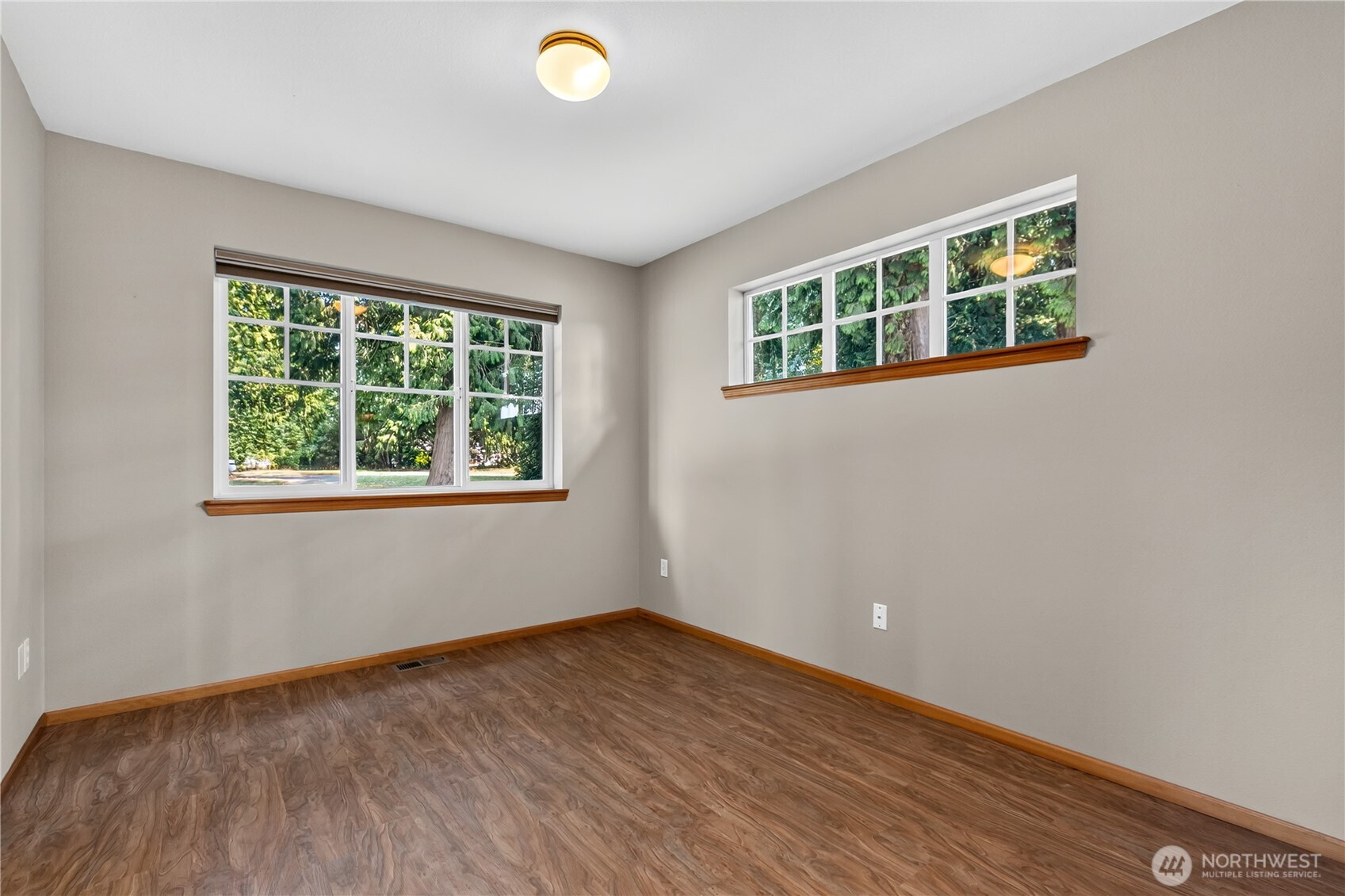 831 E Wiser Lake Road Property Photo 32