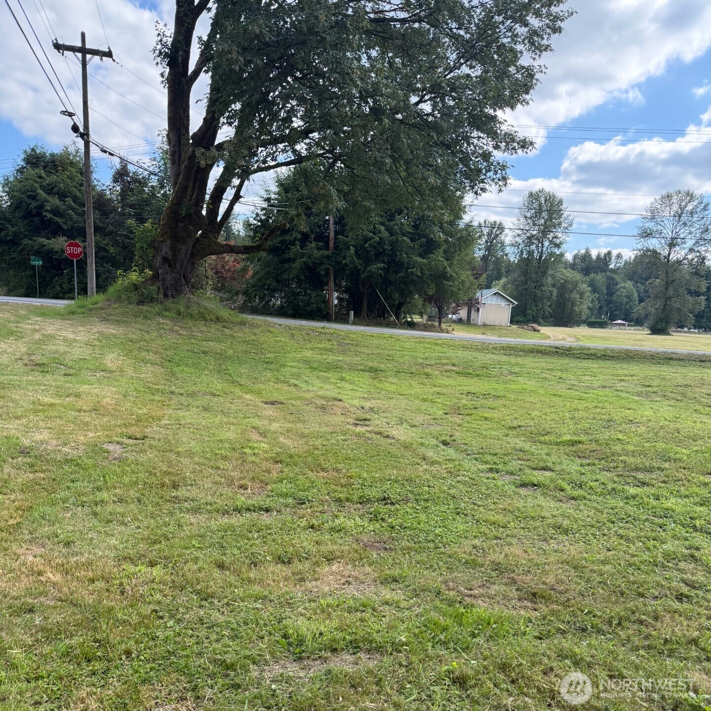 17429 Engebretsen Road Property Photo 3