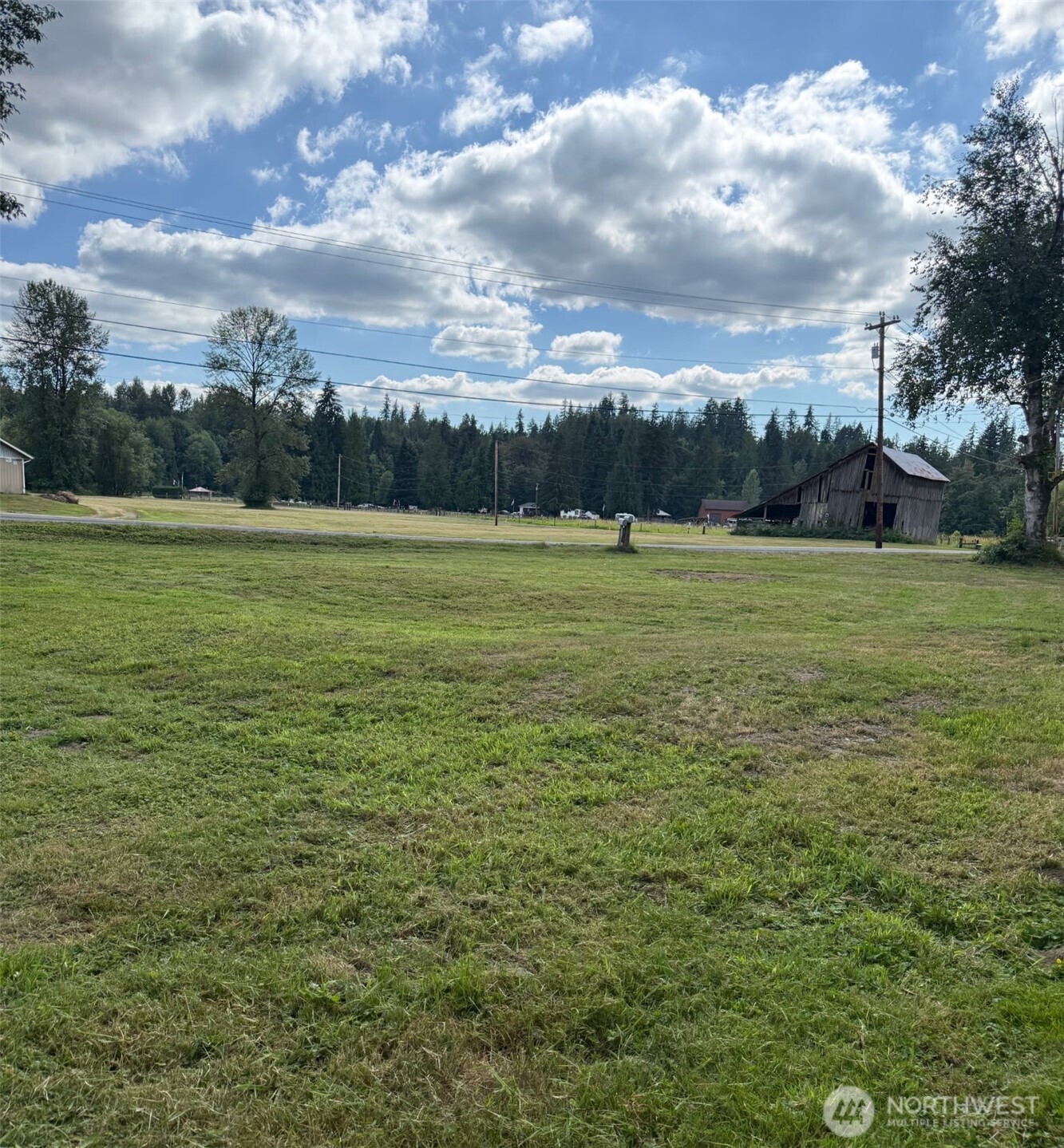 17429 Engebretsen Road Property Photo 4