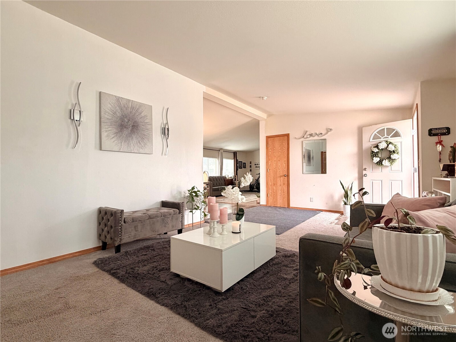 2228 Tacoma Avenue Property Photo 6