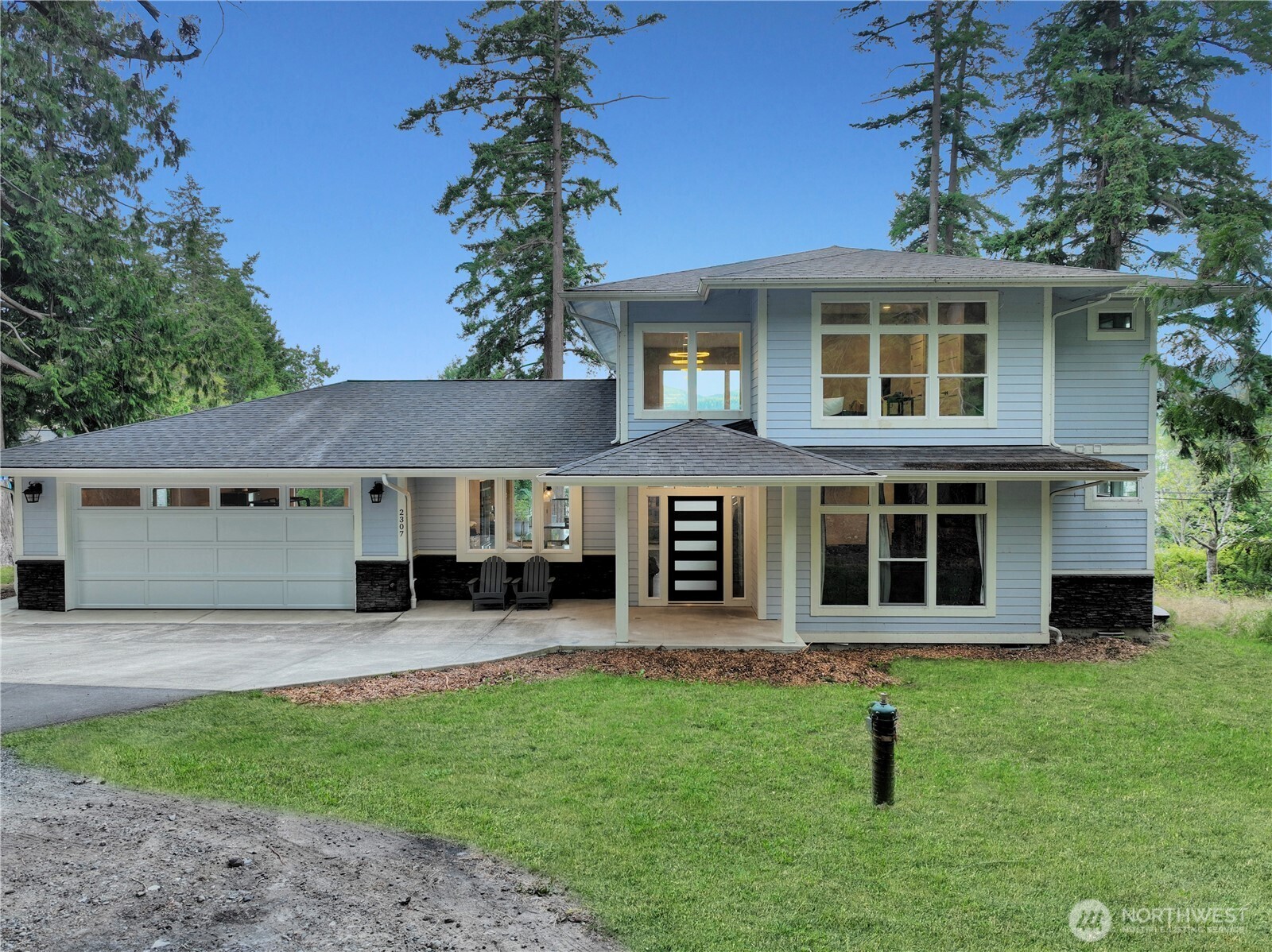 2307 Northshore Road Property Photo 3