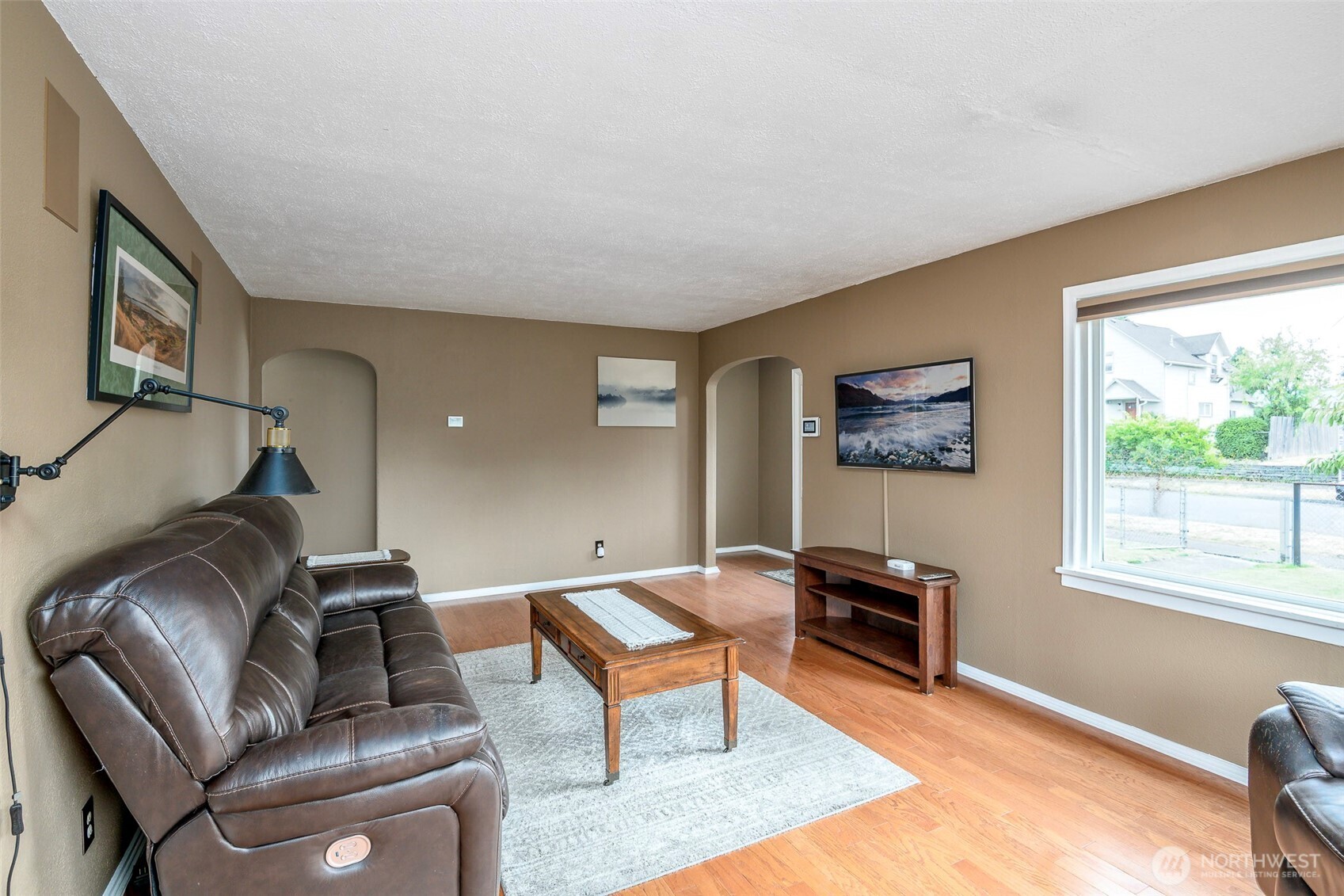 5406 L Street Property Photo 5
